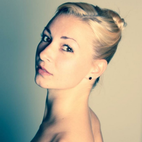 Becca Haw colour Headshot